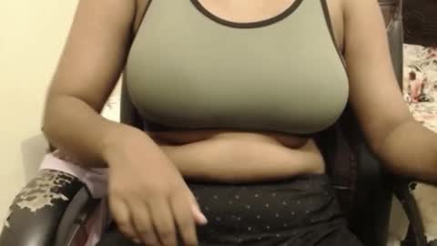 Snapshot of webshowxxx chatting on November 29, 3:48 pm mina online show from November 29, 3:48 pm