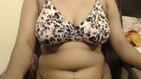 Snapshot of webshowxxx chatting on December 2, 7:09 pm mina online show from December 2, 7:09 pm