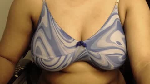 Snapshot of webshowxxx chatting on December 16, 7:02 am mina online show from December 16, 7:02 am