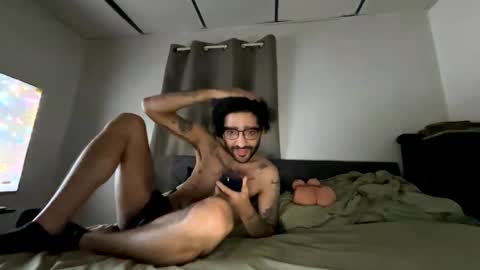 ShootingWebs online show from December 4, 6:55 am