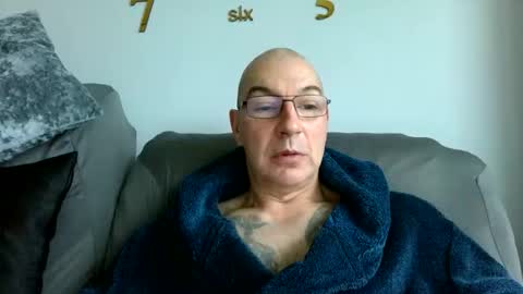 wechatistrokeurub online show from October 15, 8:14 am