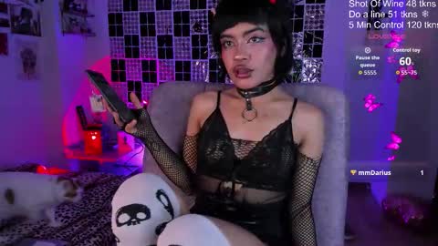 weed420moni online show from September 13, 9:09 am