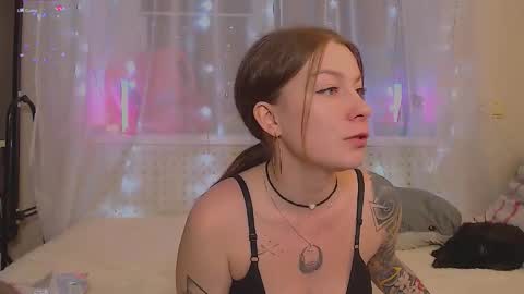  moon  online show from January 15, 3:05 pm