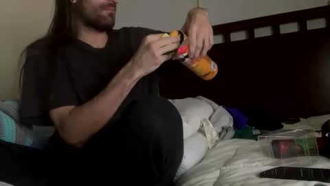 weedwacker43 online show from March 31, 4:24 am