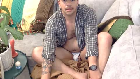 weeeee_snawww online show from April 18, 9:35 am