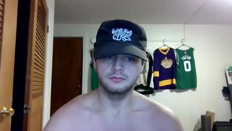 weenskir online show from April 15, 4:47 pm