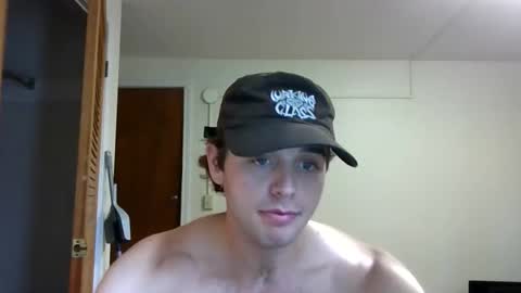 weenskir online show from May 22, 10:15 pm
