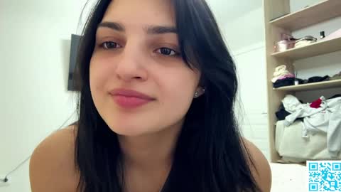 Kiki online show from April 4, 7:11 pm