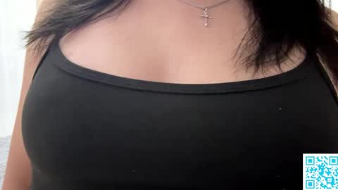 Kiki online show from April 10, 7:18 pm