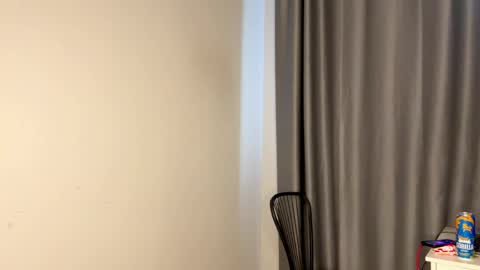 Kiki online show from April 17, 9:23 am