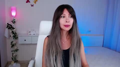 Wendi Foster online show from September 24, 6:55 pm