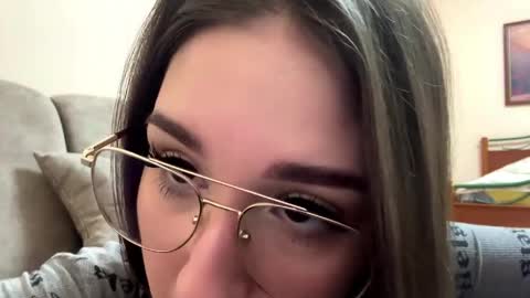 Anna online show from April 10, 4:23 pm