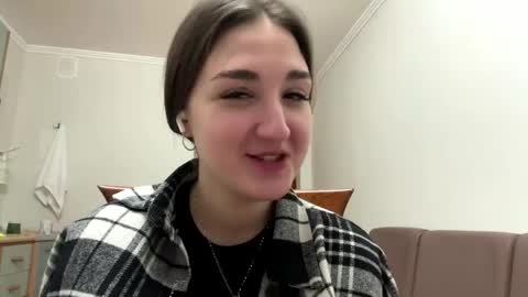 Anna online show from April 14, 4:13 pm