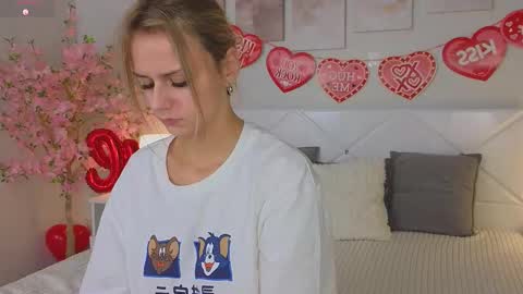 Im Wendy online show from February 13, 12:35 am