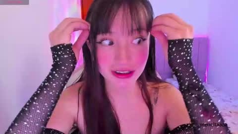 Wenstacie INDEPENDENT MODEL online show from April 7, 1:28 am