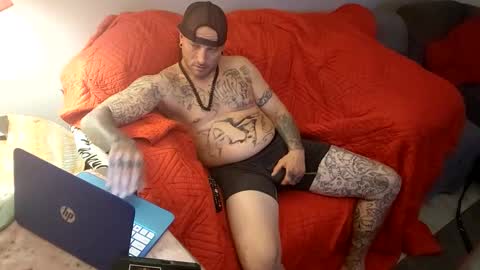 Snapshot of werhorny3 chatting on December 2, 9:03 am werhorny3 online show from December 2, 9:03 am