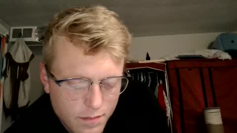 Snapshot of wesdenver chatting on February 9, 9:13 am wesdenver online show from February 9, 9:13 am