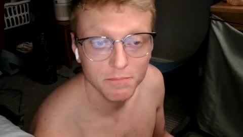 Snapshot of wesdenver chatting on February 18, 5:58 am wesdenver online show from February 18, 5:58 am