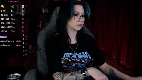 little girl who is always rightLisa online show from March 5, 1:34 am