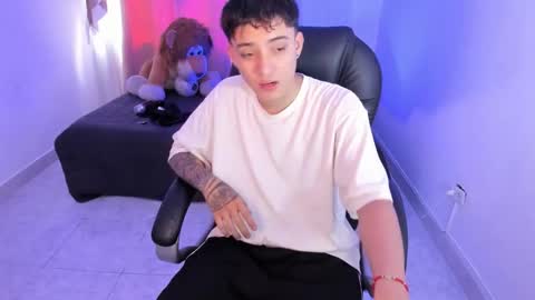 Wesley Boy online show from March 9, 9:19 pm