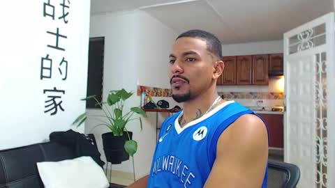 Wesley Rogger online show from February 16, 11:01 pm