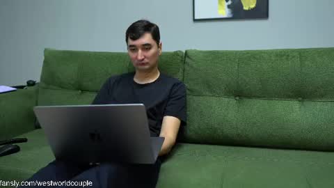 Snapshot of westworldcouple chatting on July 30, 8:02 am SILVIA and HUGS ------------ online show from July 30, 8:02 am