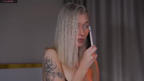 wet_land_ online show from June 18, 1:59 pm
