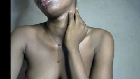 Bella online show from January 9, 7:59 pm