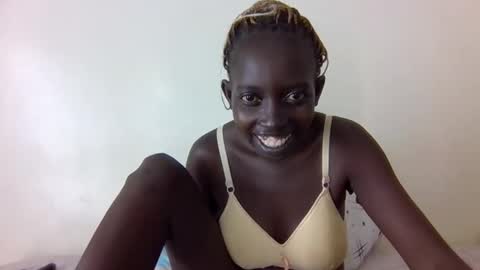 Snapshot of wet_pussy2025 chatting on November 28, 10:12 pm wet_pussy2025 online show from November 28, 10:12 pm