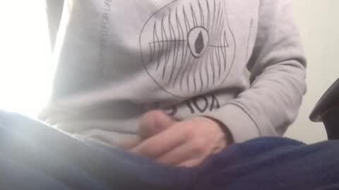 Snapshot of wetbigdickstream chatting on May 18, 12:11 pm Wetbigdickstream online show from May 18, 12:11 pm