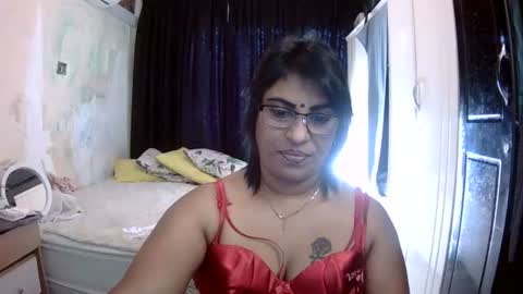Snapshot of wetindian1971 chatting on January 7, 12:40 pm kavita online show from January 7, 12:40 pm