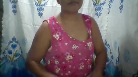 Snapshot of wetpussie4_you chatting on September 17, 12:40 pm wetpussie4_you online show from September 17, 12:40 pm