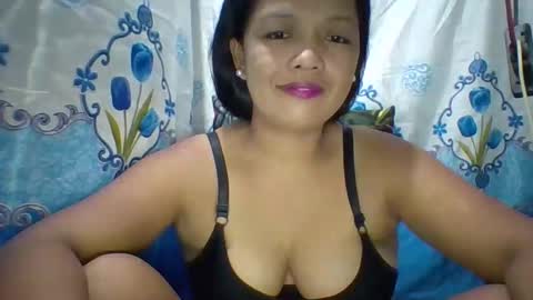 Snapshot of wetpussie4_you chatting on October 4, 4:32 am wetpussie4_you online show from October 4, 4:32 am