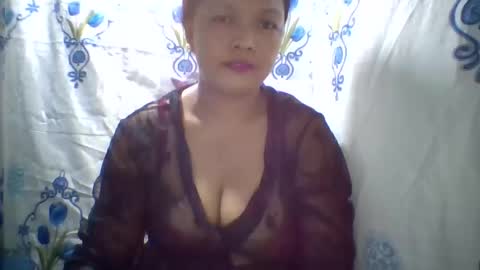 Snapshot of wetpussie4_you chatting on October 13, 5:51 am wetpussie4_you online show from October 13, 5:51 am