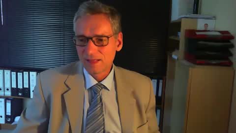 Franz online show from September 18, 3:25 pm