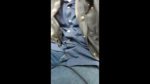 whatsupdudee123 online show from April 2, 12:58 pm