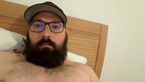 wheely19871606 online show from January 27, 9:44 pm