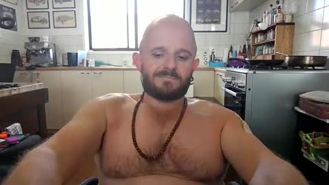 Snapshot of wheelzie chatting on March 6, 8:30 am wheelzie online show from March 6, 8:30 am