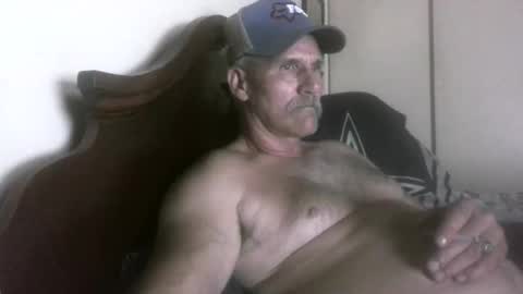 Snapshot of wheenidude chatting on May 20, 11:16 am wheenidude online show from May 20, 11:16 am