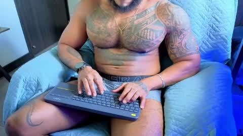 Snapshot of wheleer_green chatting on May 24, 9:31 pm Will online show from May 24, 9:31 pm