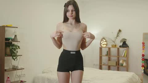 Naomi online show from April 17, 2:14 am