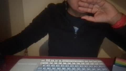 Mel online show from October 19, 4:40 pm