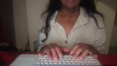 Mel online show from October 20, 5:35 pm