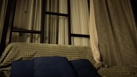 whispero_o online show from October 19, 7:36 pm