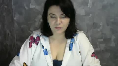 white__queen_ online show from July 22, 7:11 am