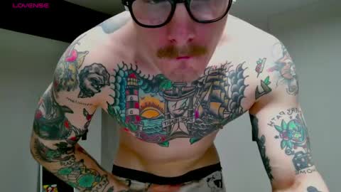 Max online show from April 15, 2:18 am