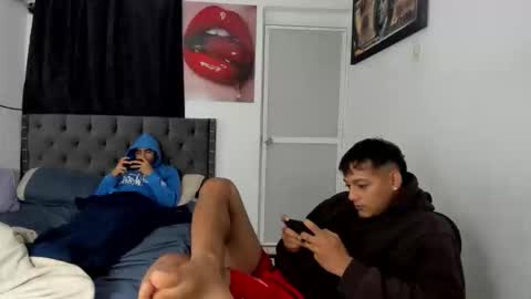 white online show from March 31, 10:04 am