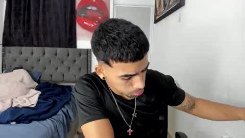 white online show from April 1, 5:08 am