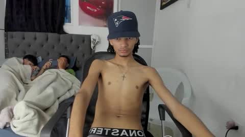 white online show from April 7, 9:21 am