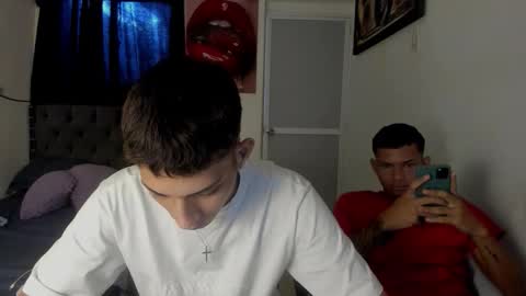 white online show from April 10, 7:40 pm